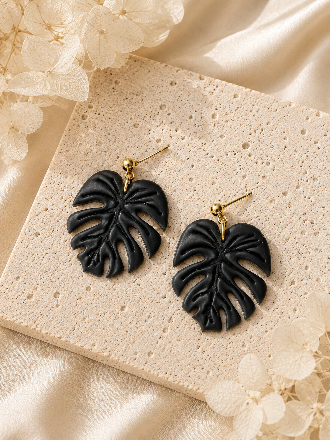 Black Monstera