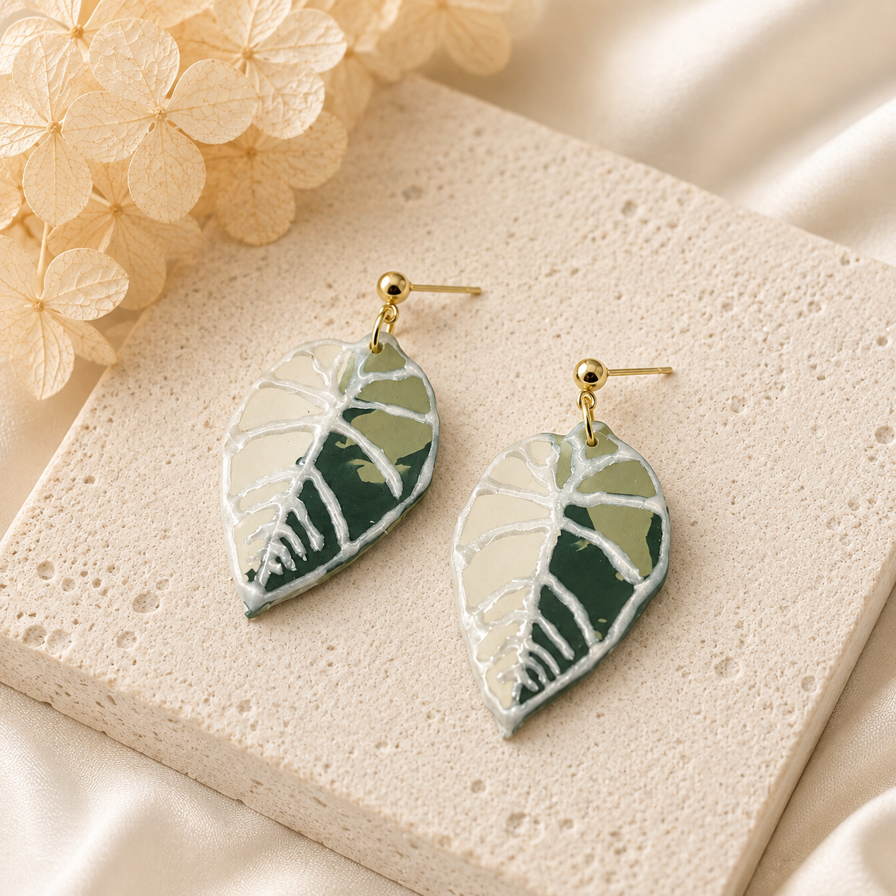 Alocasia Watsoniana Earrings